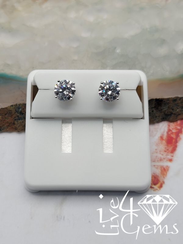 Silver Round Cubic Zirconia Stud CZ 6mm