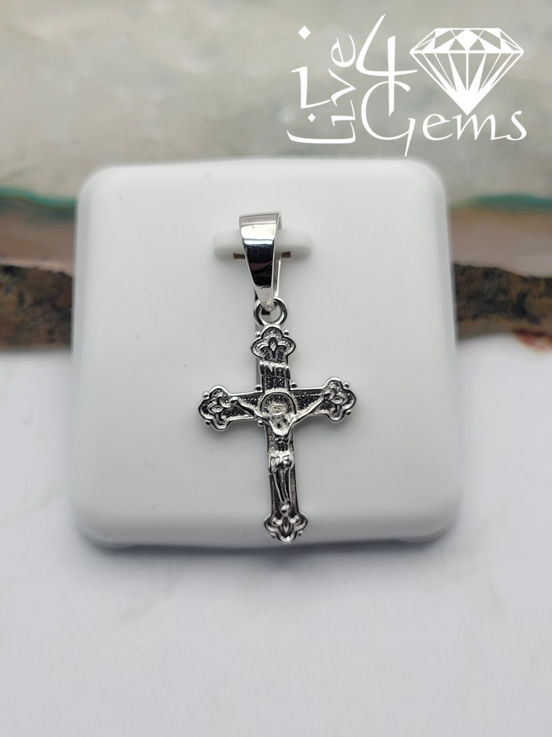 Silver Crucifix 20mm Pendant
