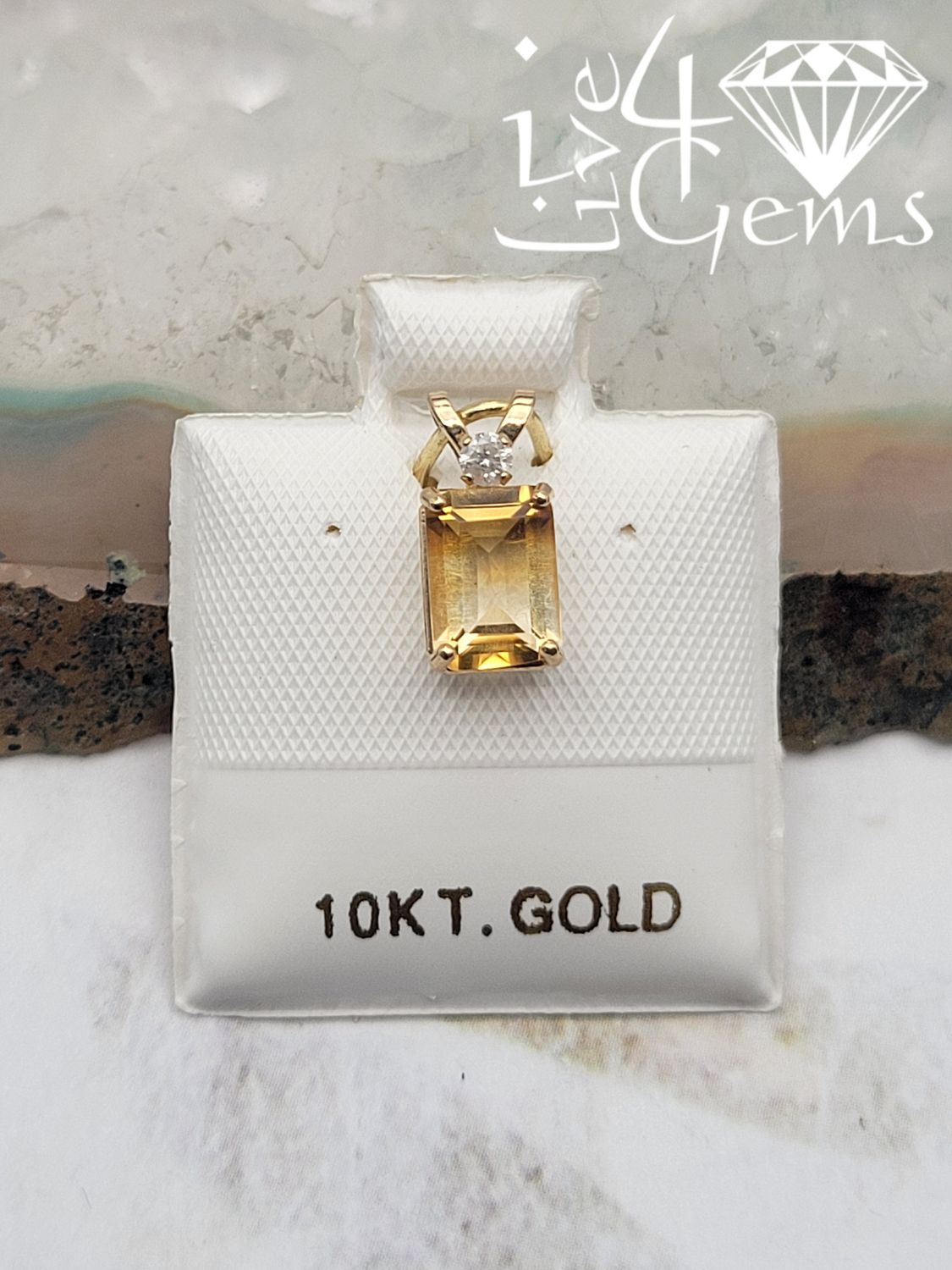 10kty 0.9ct Diamond 7x5mm Citrine Pendant