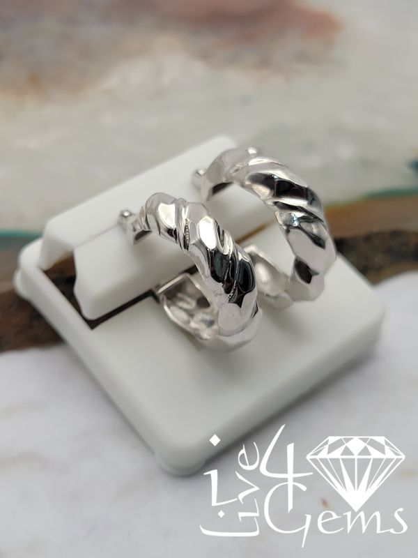 Silver 20mm Twisted Hoop