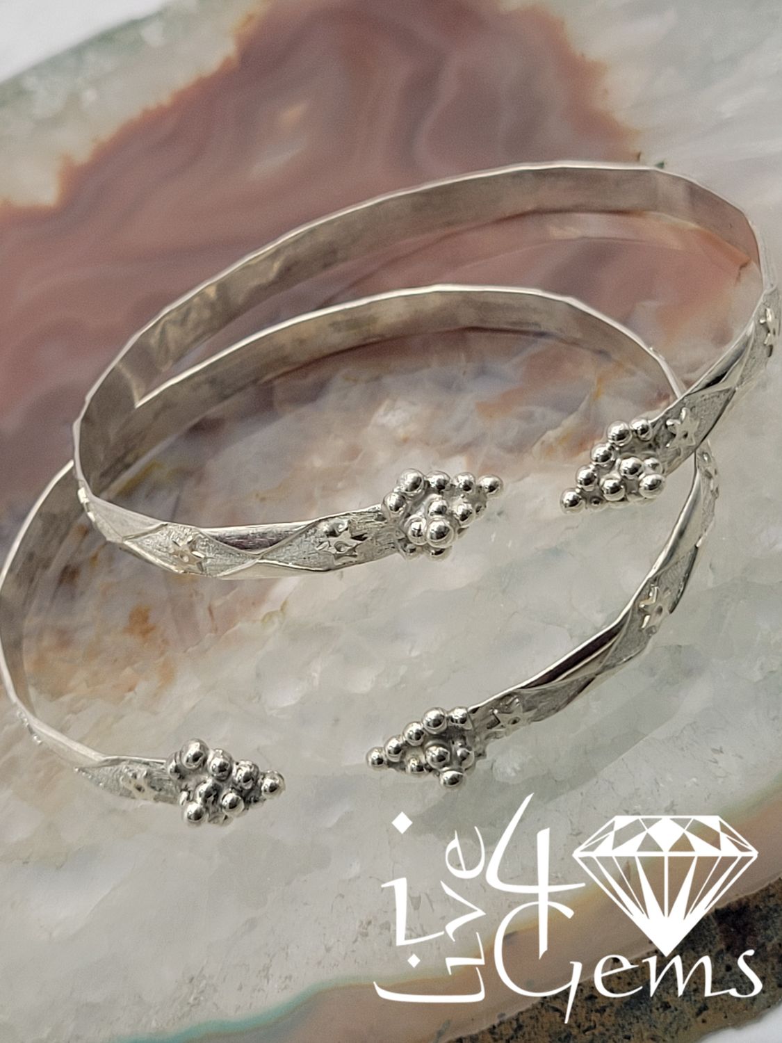 Silver 6.0&quot; Bangle Grape Head with Star Pattern