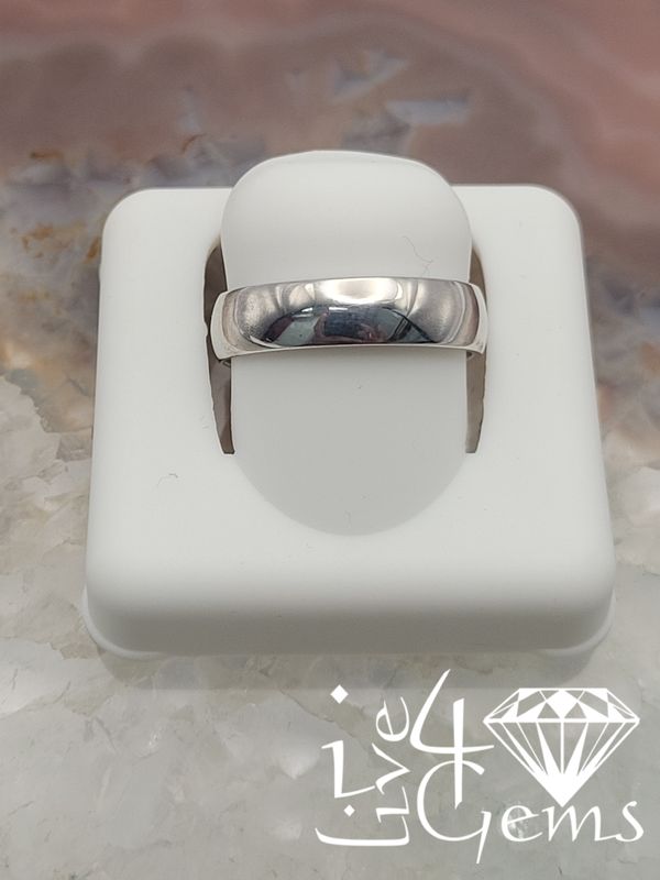 10kt White Gold 5mm Regular Fit Band S10