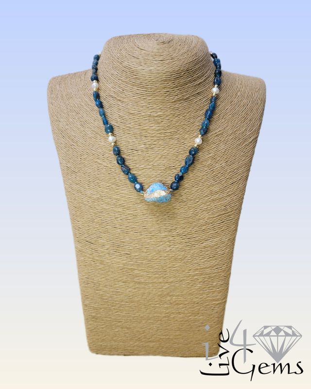 16&quot; Apatite and Freshwater Pearl Choker Necklace