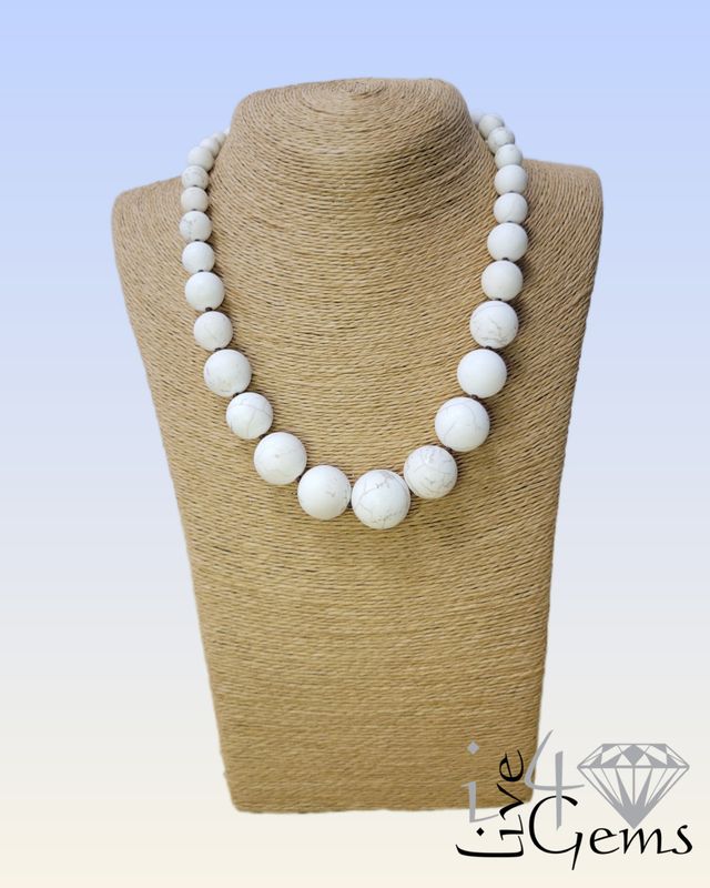 Graduated Matte Round White Magnesite L19&quot; 1.5&quot;Extend