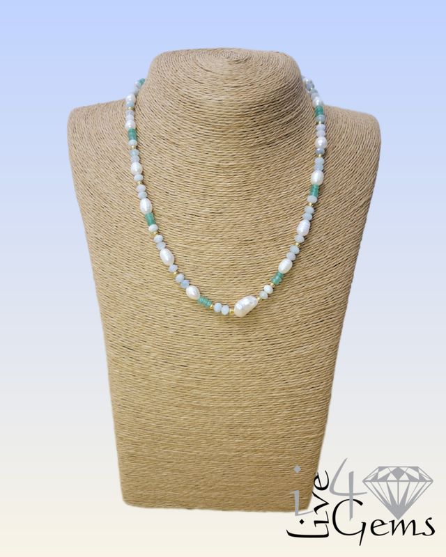 17.5&quot; Aquamarine Quartz w Aventurine Beads and Freshwater Pearl Necklace