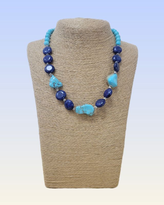 18&quot; 8mm Magnesite and Lapis Lazuli Necklace 2&quot; Extender