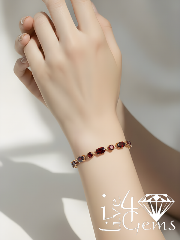 10kty Bolo Round/Oval Bracelet Garnet