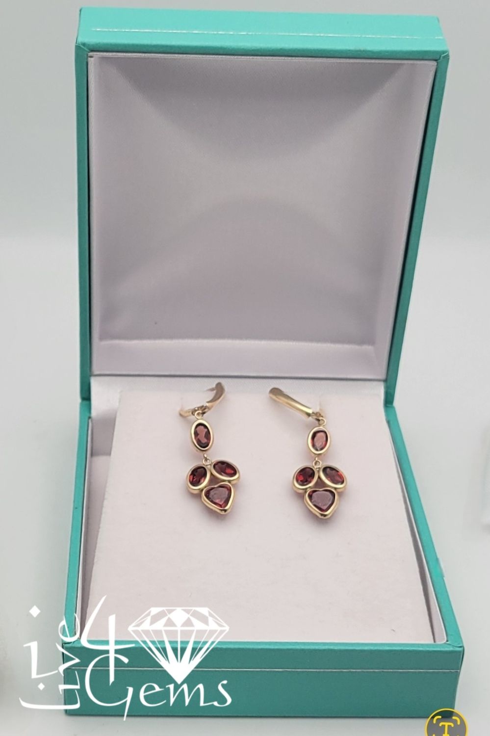 10kty 4.5cts Garnet Oval and Heart Drop Earring