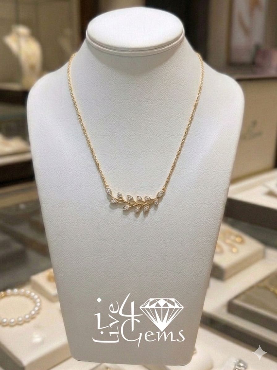 1/6ctw Diamond 10kty Floral Vine Necklace