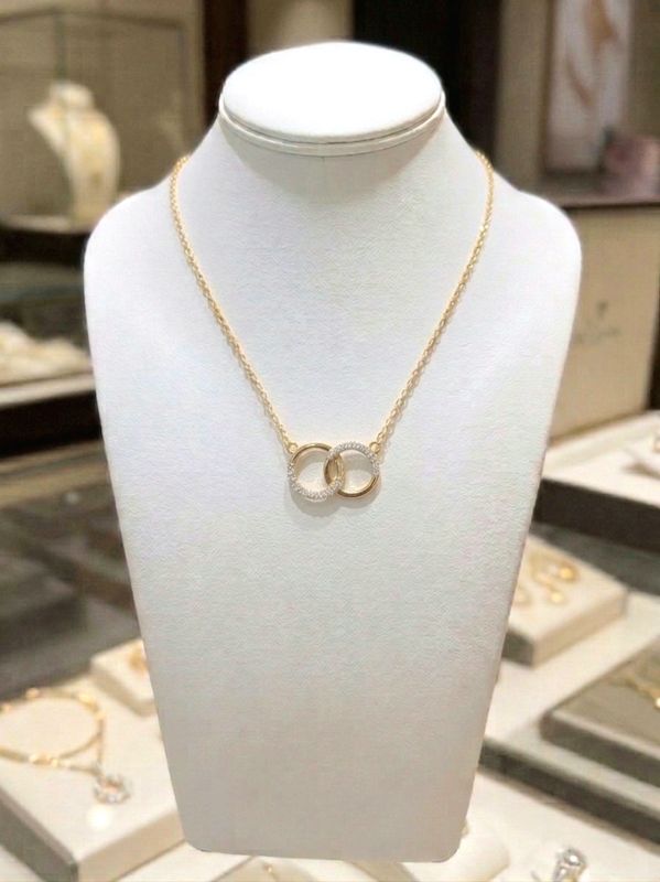1/10ctw Diamond 10kty Interlocking Circles Necklace