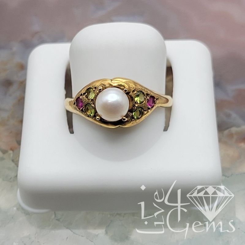 10kty Pearl, Peridot and Ruby Handcrafted Ring