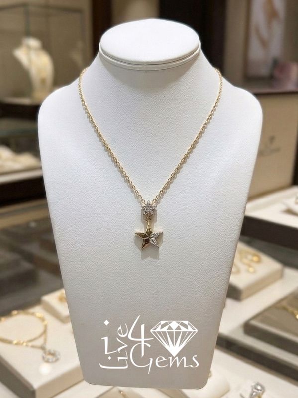 10kty 1/12ctw Diamond Double Star Necklace
