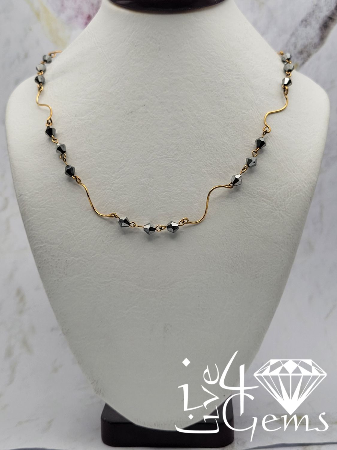 10kty Gold Spiral Hematite Necklace