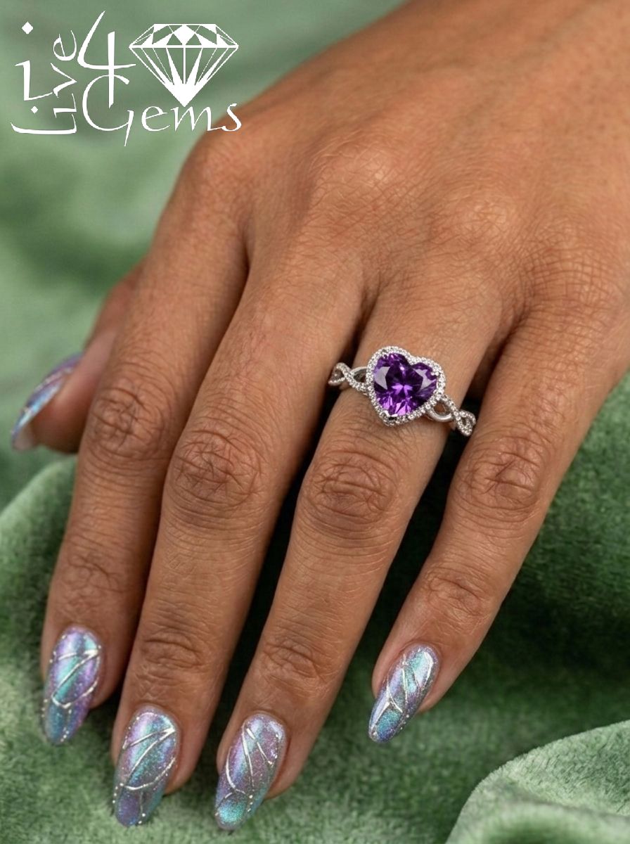 10ktw 1/8ctwDia Halo Lab Heart Alexandrite Ring