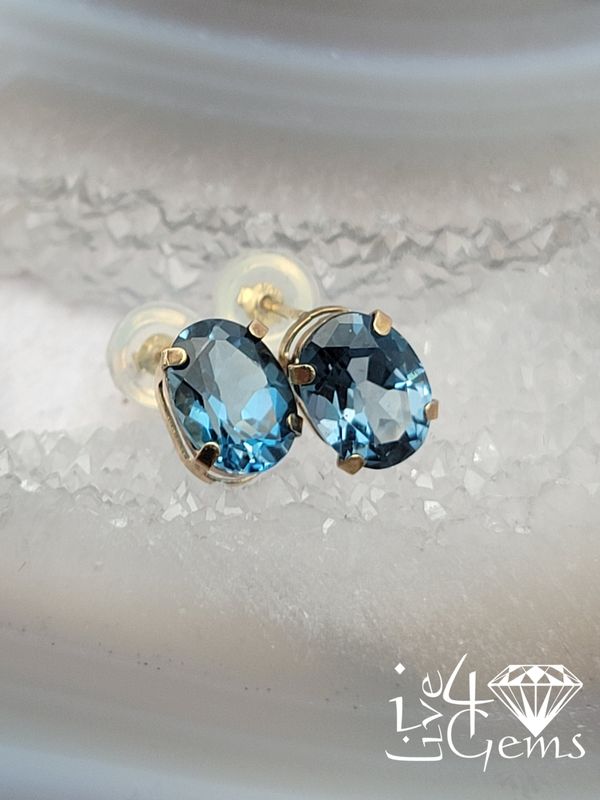 10kty Oval London Blue Topaz Studs