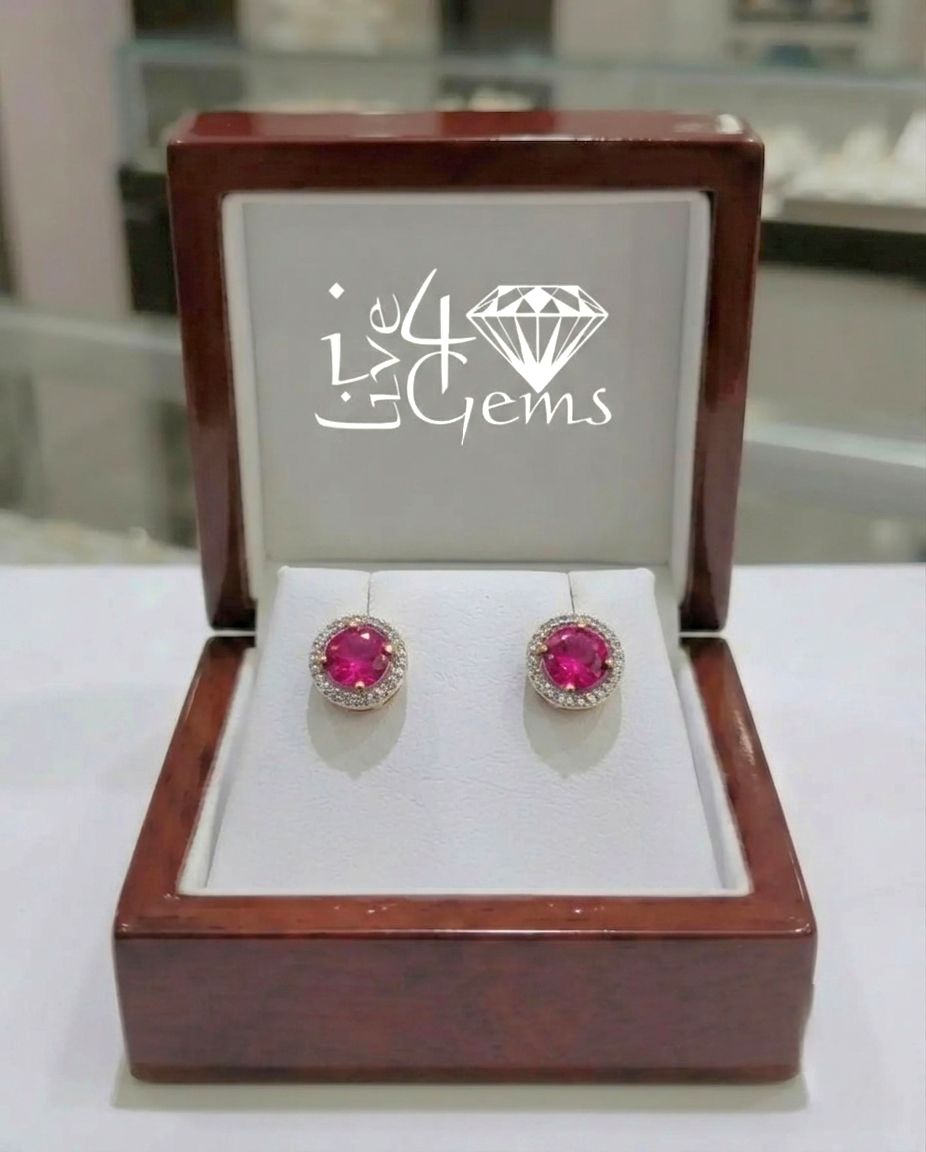 10kty 1/10ctw Diamond Halo 5mm Lab Ruby Stud