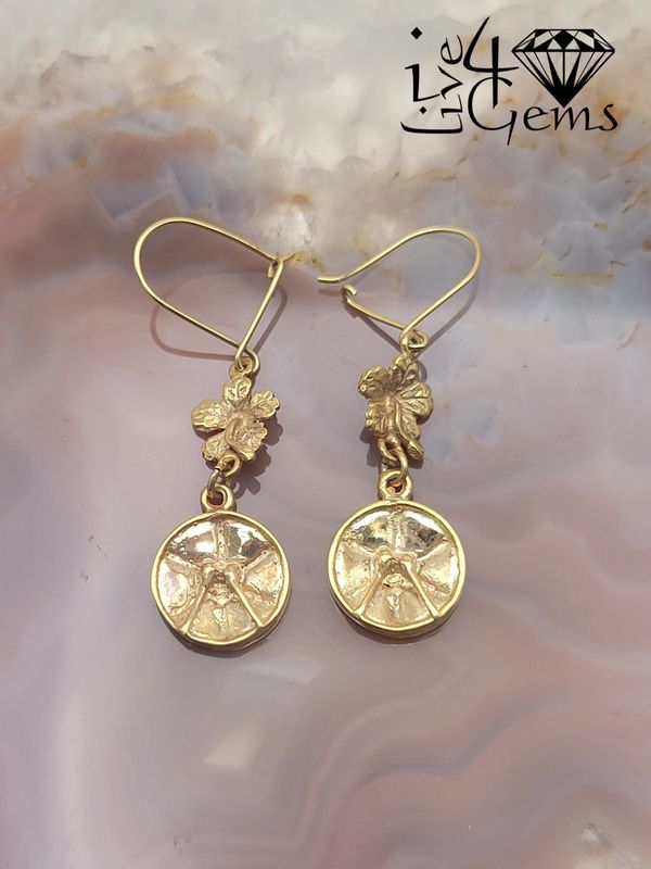 10kty Hibiscus and Steelpan Charm Hanging Earring