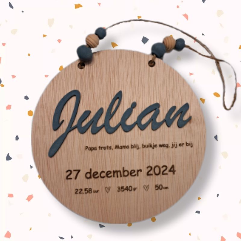 Gepersonaliseerd houten geboortebord rond 20 cm