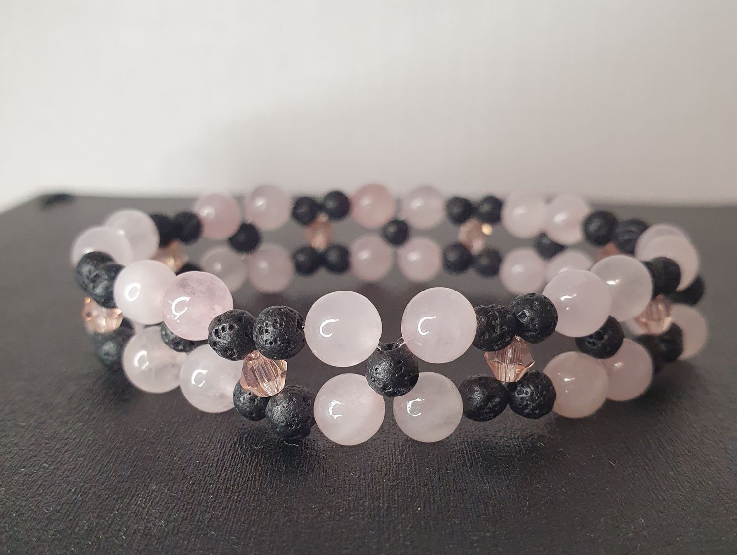 Stone Flower  Pierre de Lave / Quartz Rose