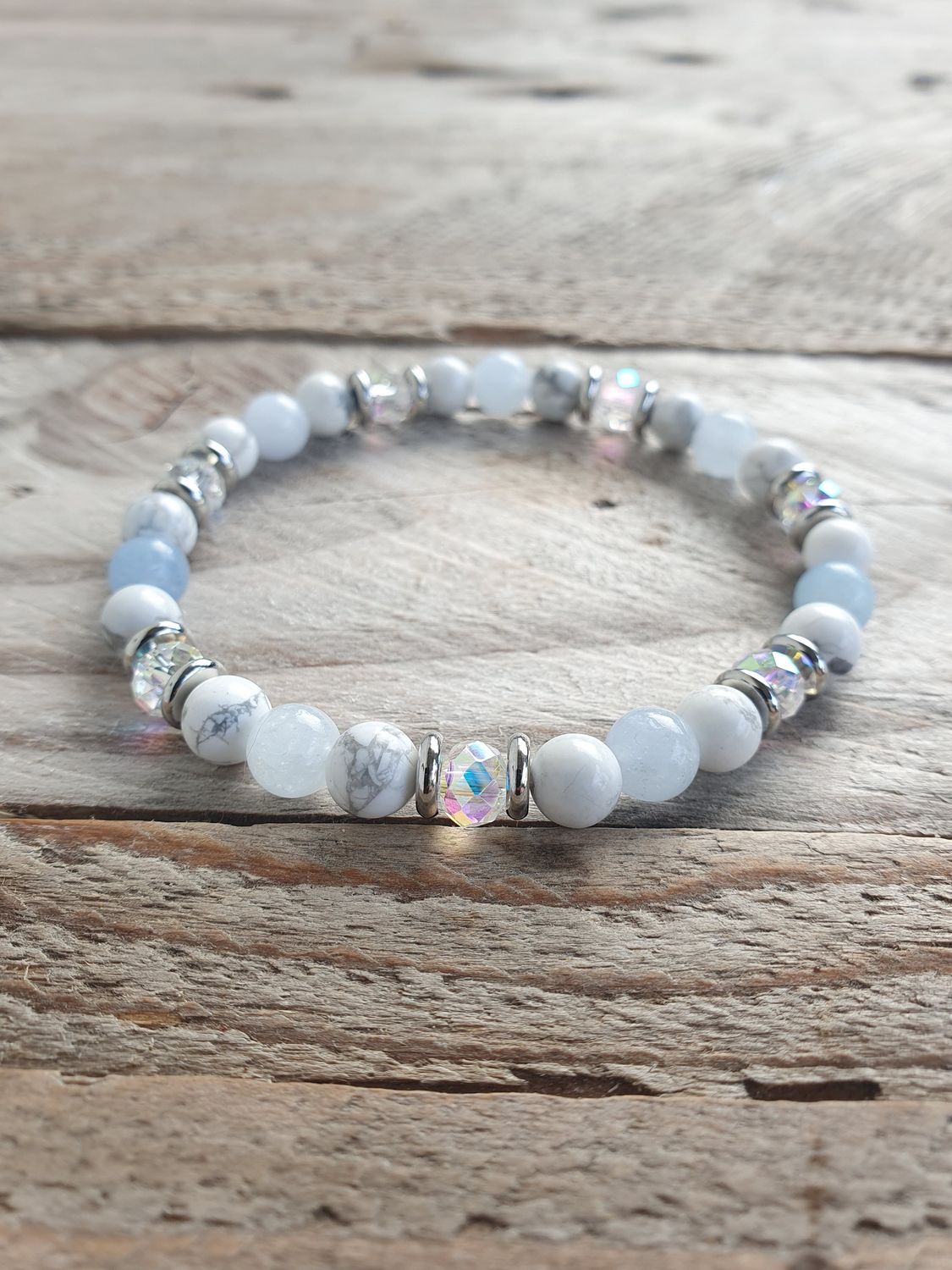 Bracelet Aigue Marine/Howlite/Perle de Verre 6mm