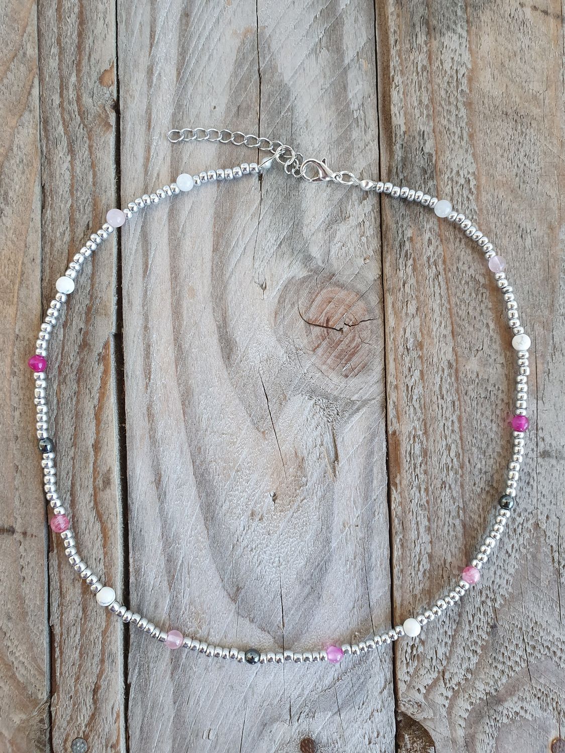 Collier 40cm Pinky Pierre Naturelle 4MM