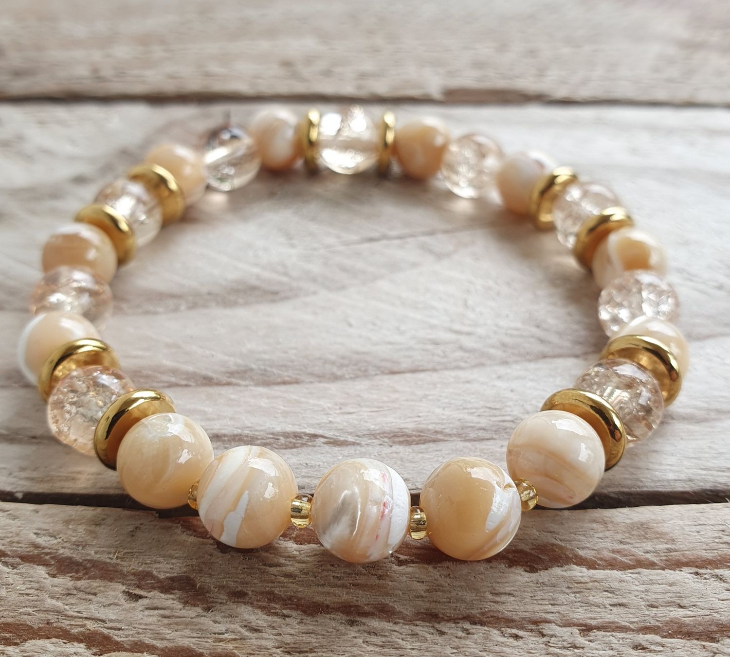 Bracelet  Nacre Caramel &amp; Perle de Verre Gold