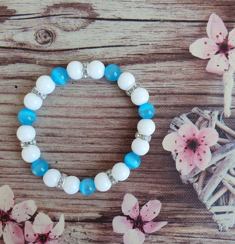 Bracelet Oeil de Chat bleu &amp; Agate blanche 8mm