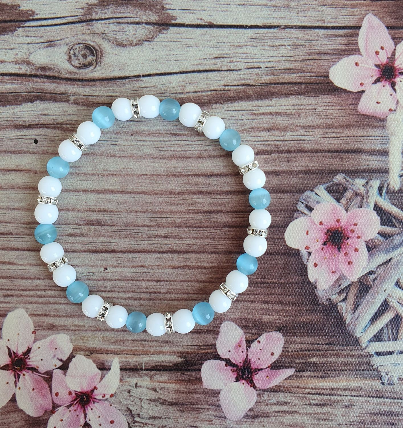 Bracelet Oeil de Chat bleu &amp; Agate blanche 6mm