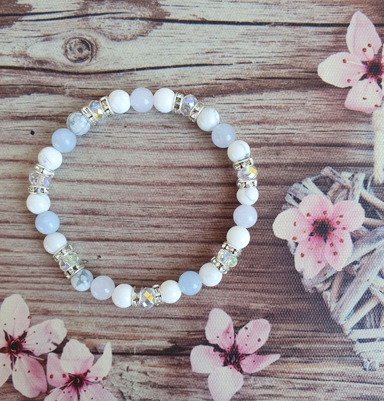 Bracelet Aigue Marine/Howlite/Perle de Verre 6mm