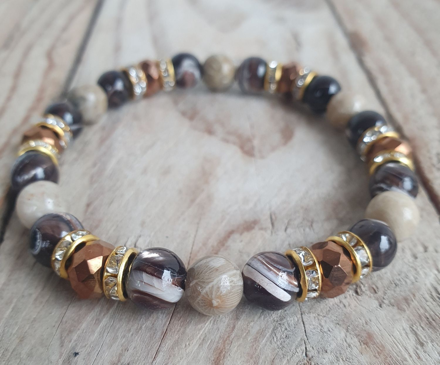 Corail Fossile A, Nacre Moka &amp; Cristal verre 8mm