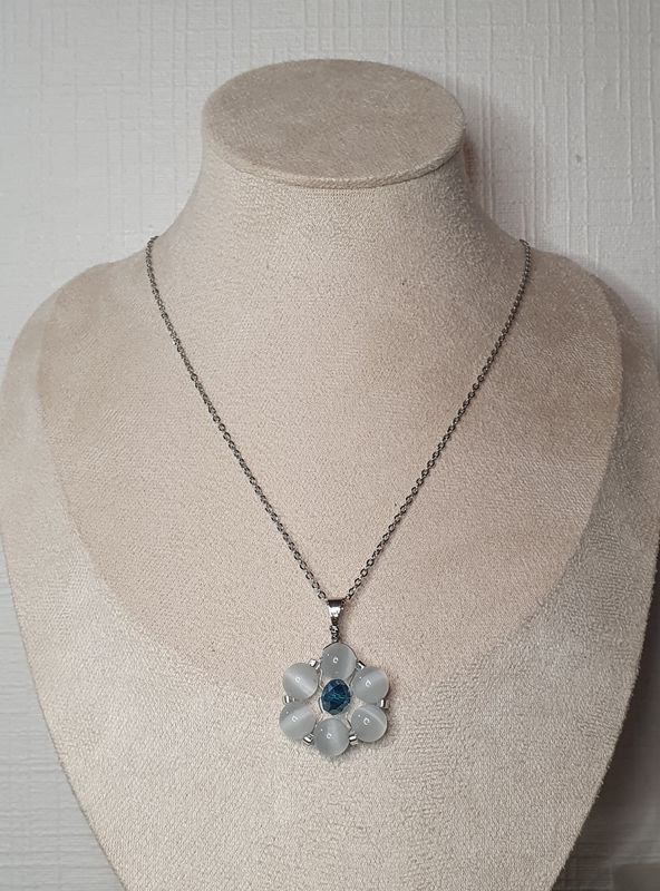 Fleur de Noël Sélénite 