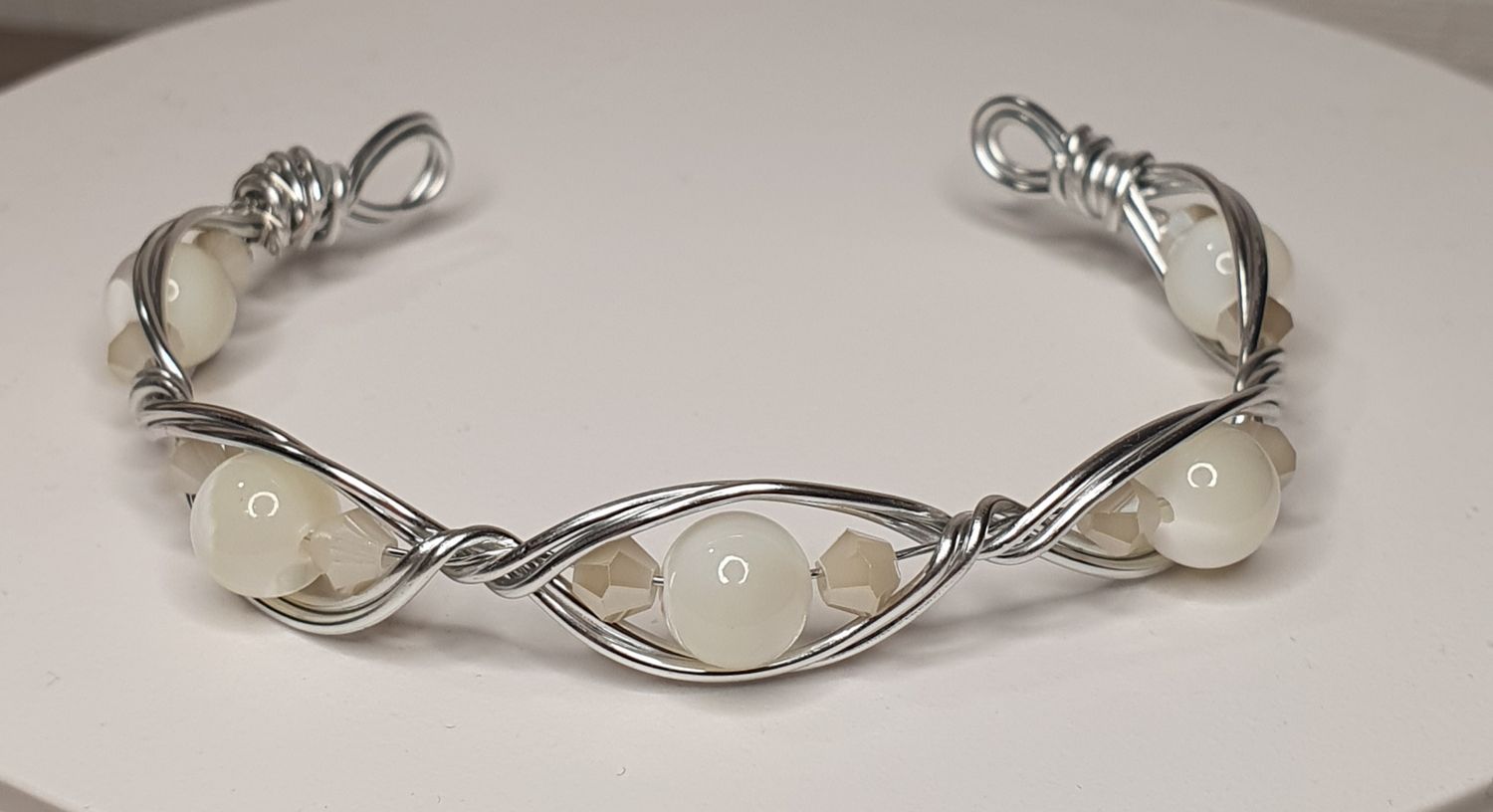 Bracelet Elfique Nacre Naturelle AA Argenté