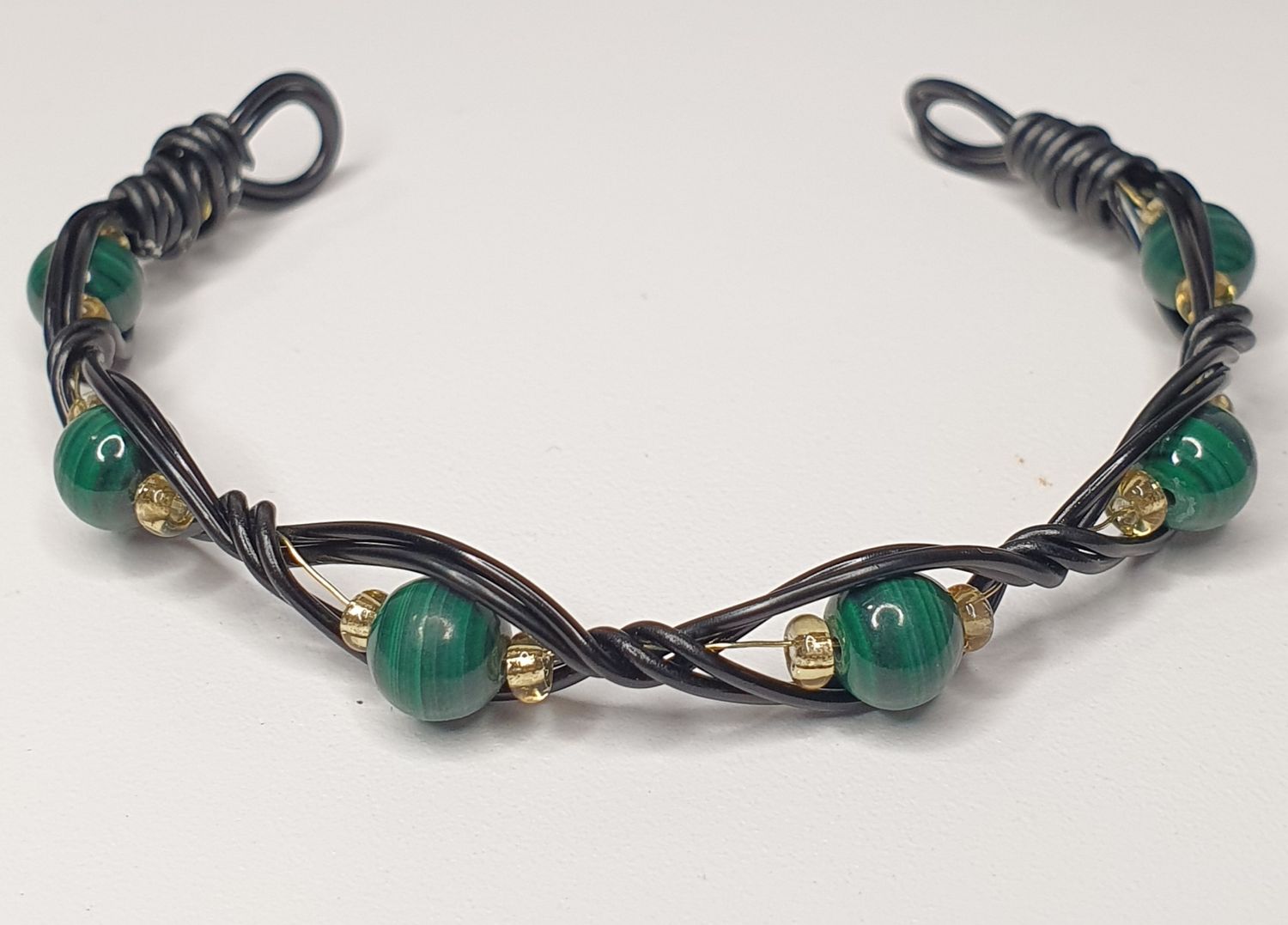 Bracelet Elfique Malachite 7mm AA Noir