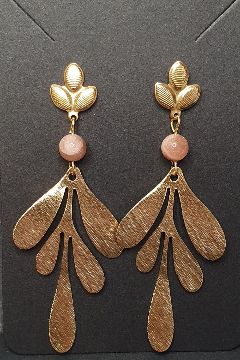 Boucles d'oreilles Pierre de soleil Feuille Doré