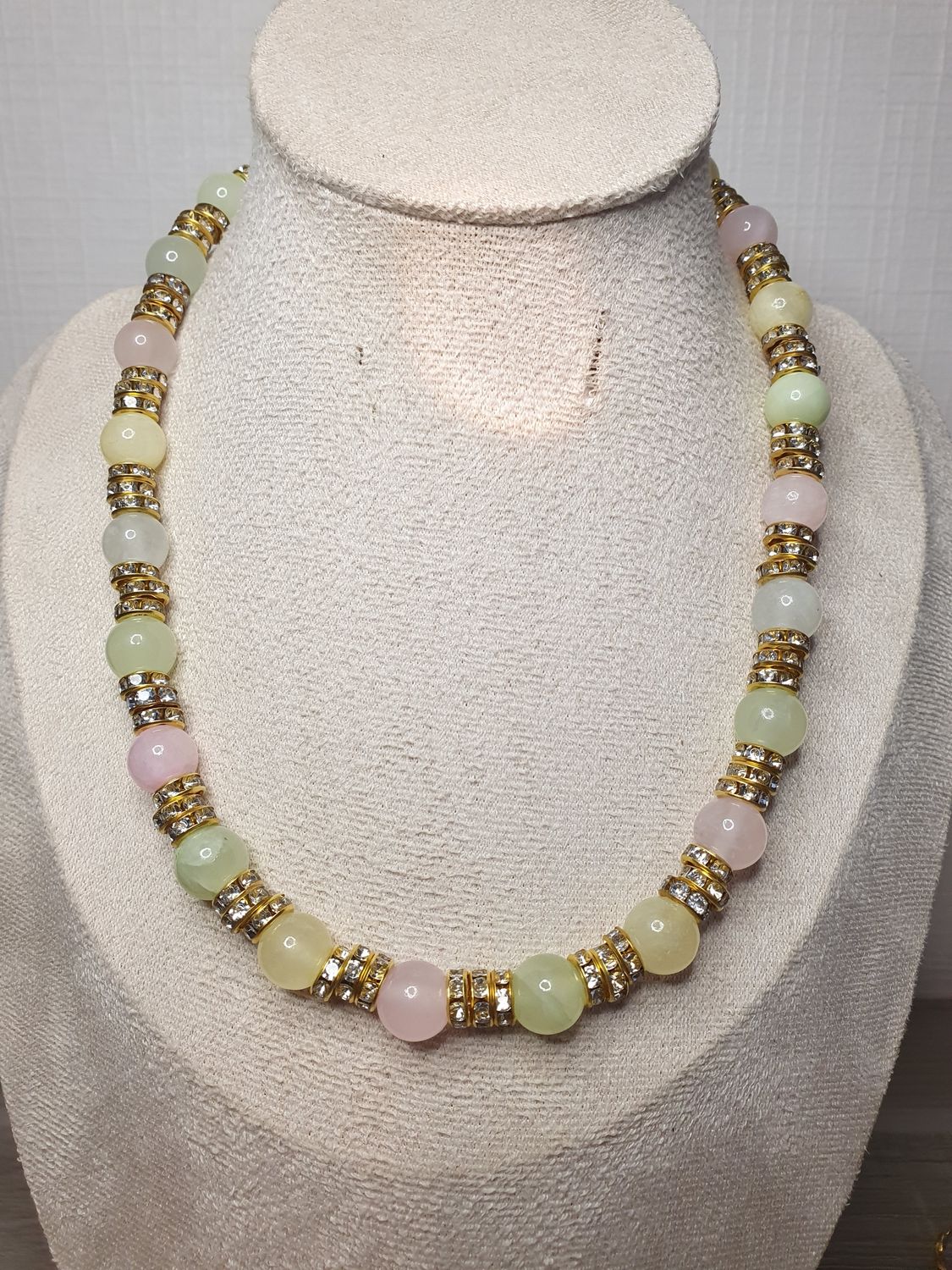 Commande PANT Résa collier strass