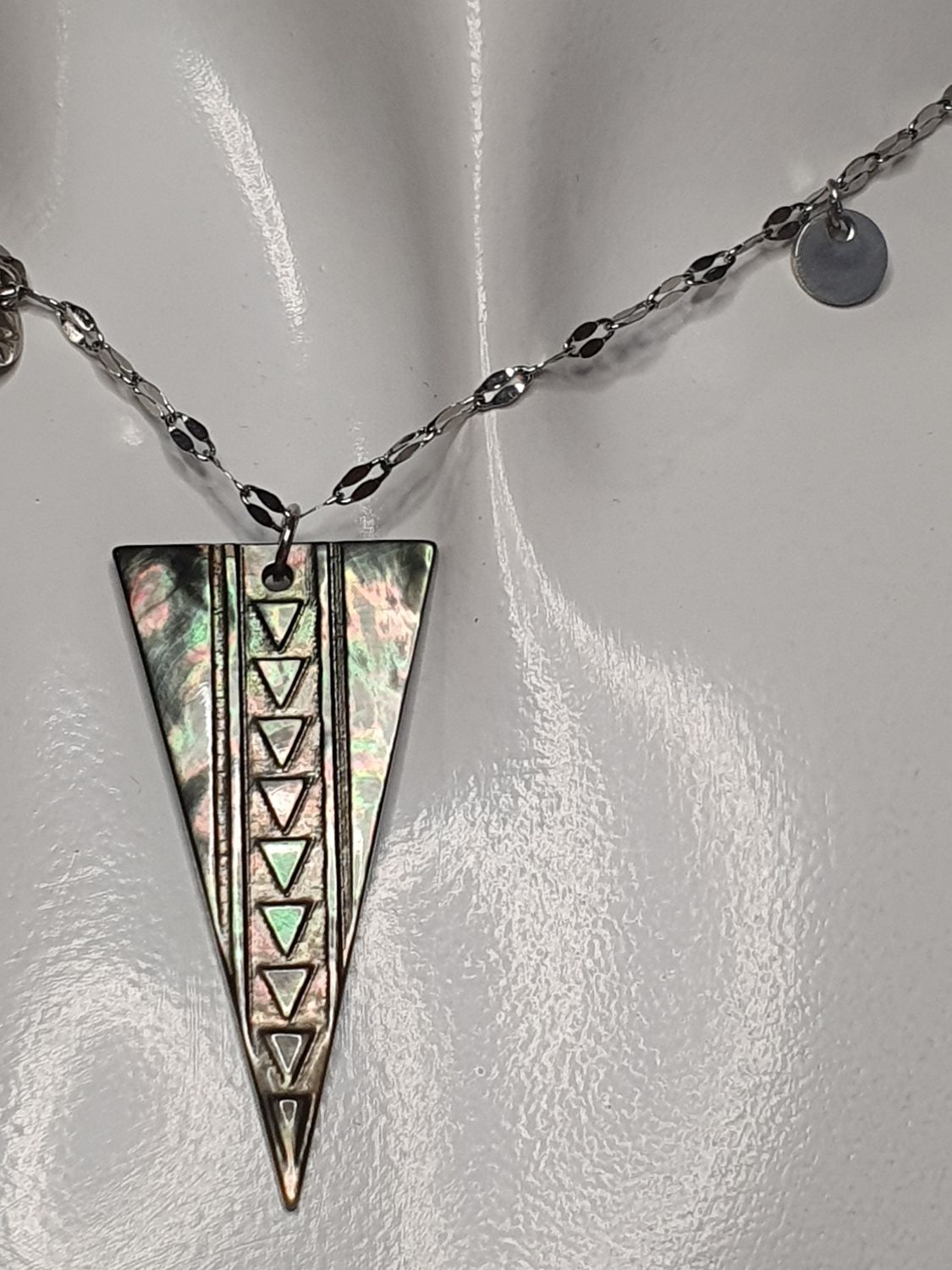 Collier Pendentif Nacre Abalone Triangle