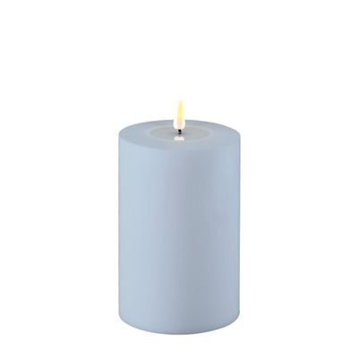 DELUXE Outdoor LED Kerze hellblau 10x15cm