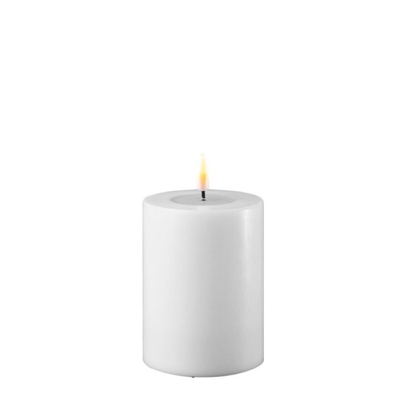 DELUXE LED Kerze mit Echtwachs überzogen weiss 7.5x10cm
