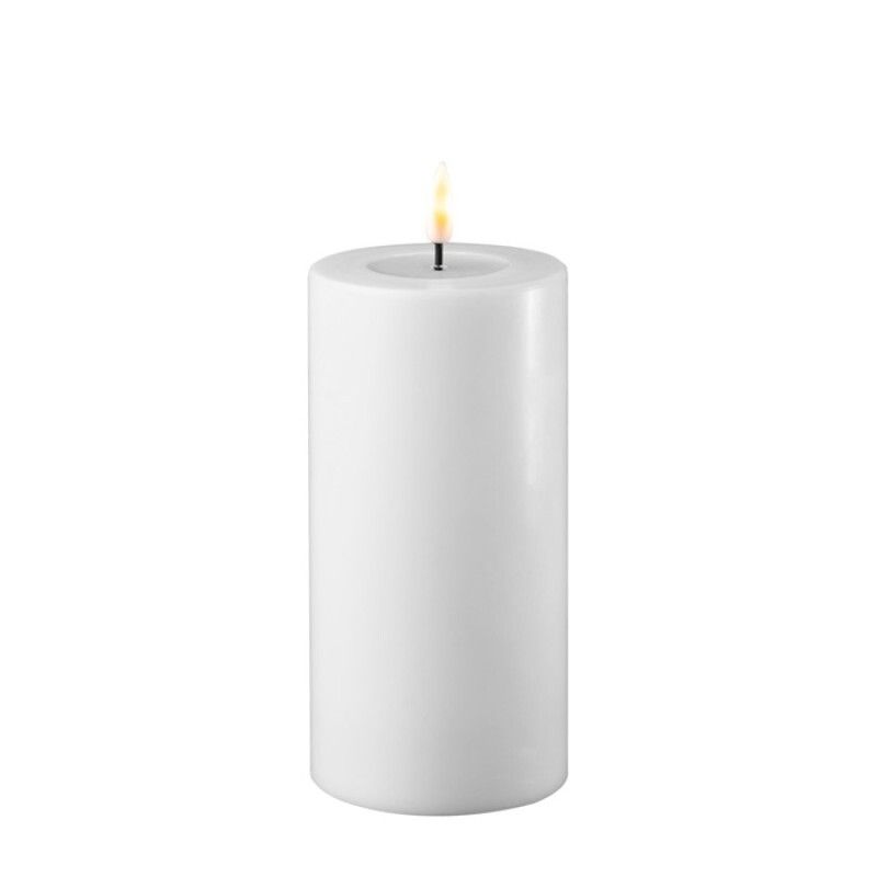DELUXE LED Kerze mit Echtwachs überzogen weiss 7.5x15cm