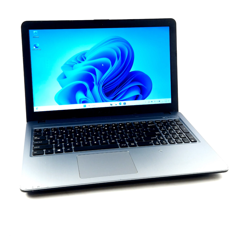 Asus Sonicmaster X540Y, AMD E1-7010, 4GB DDR3, 128GB SSD, Windows 11 | Incl. Garantie