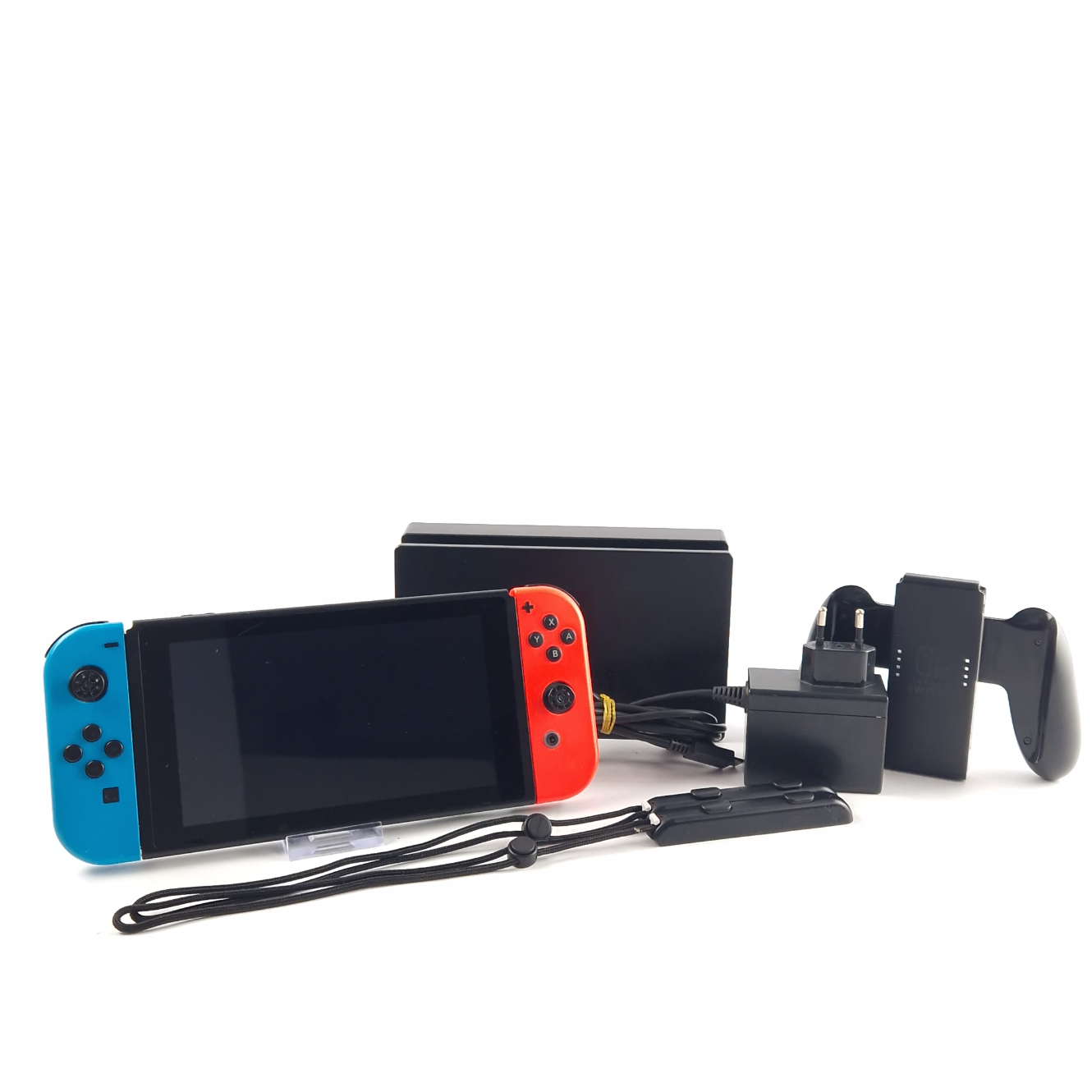 Nintendo Switch V2, Incl. Zwaar Gebruikte Joy Cons, Verder In Nette Staat, Incl. Grip, Incl. Dock | In Nette Staat