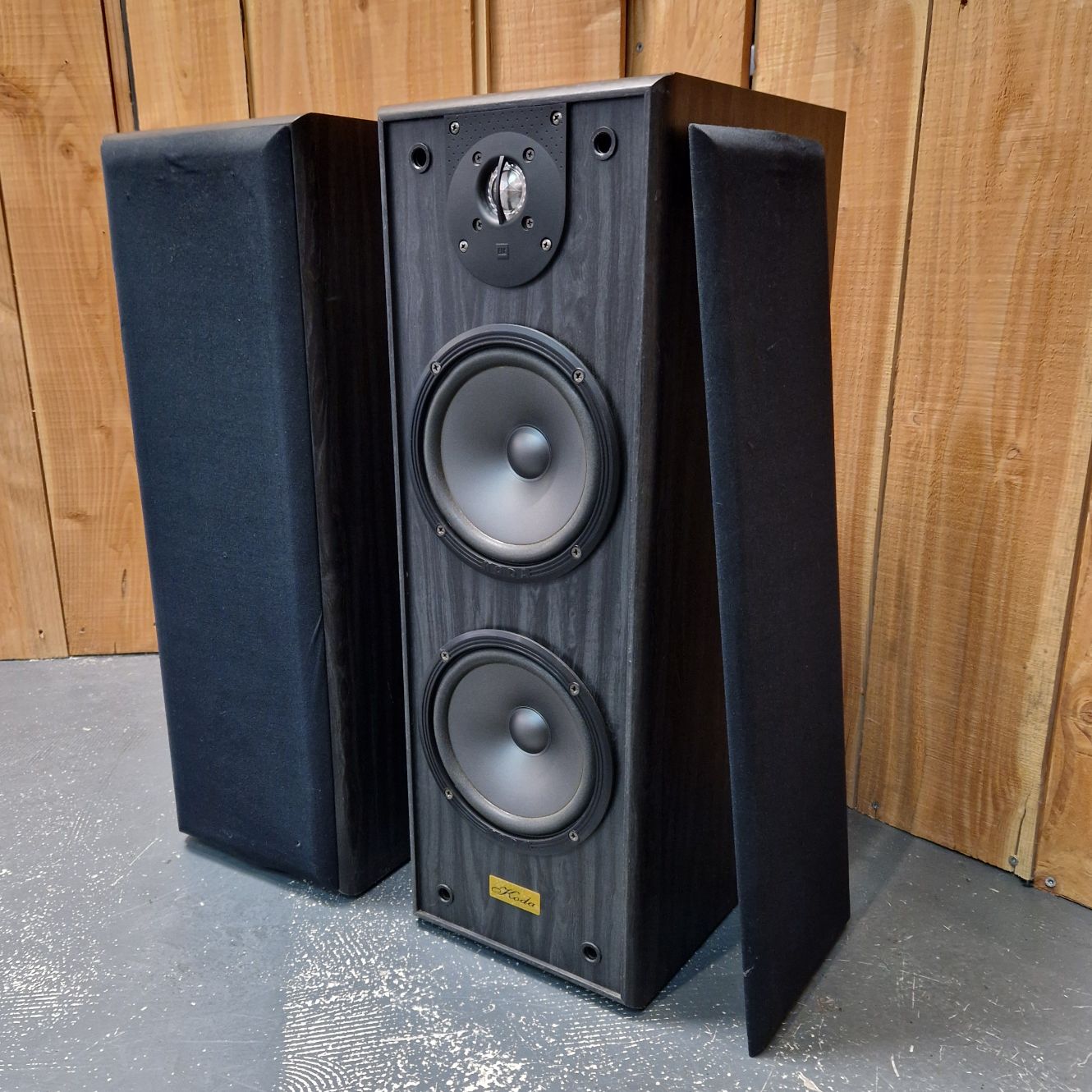 Koda, TH114, Speakerset, 4Ohm, 120W, Zwart/Black | In Nette Staat