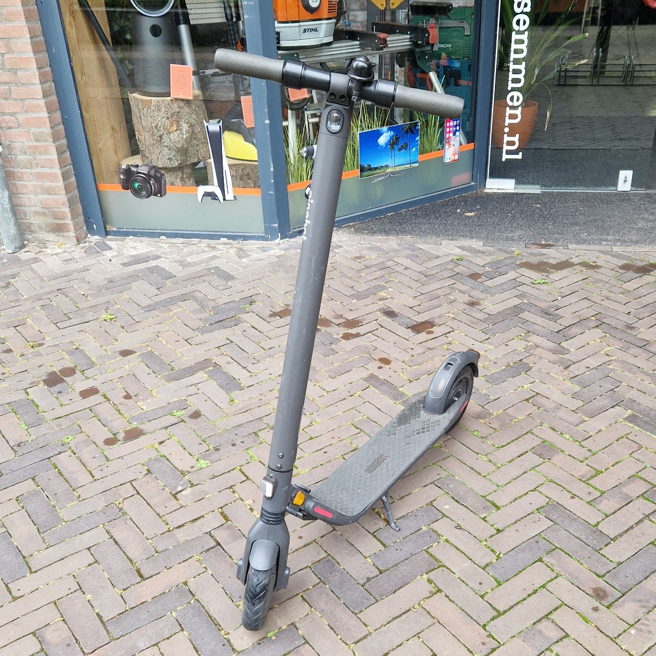 Ninebot E25E, Estep, Electriche Step, 25Kmh, Black/Zwart | Incl. Garantie