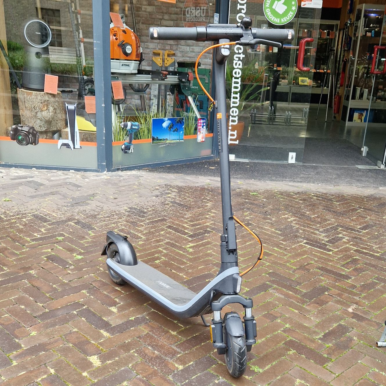 Ninebot E2 Plus II Elektrische Step, 25 km/u Gray/Grijs | Zo Goed Als Nieuw
