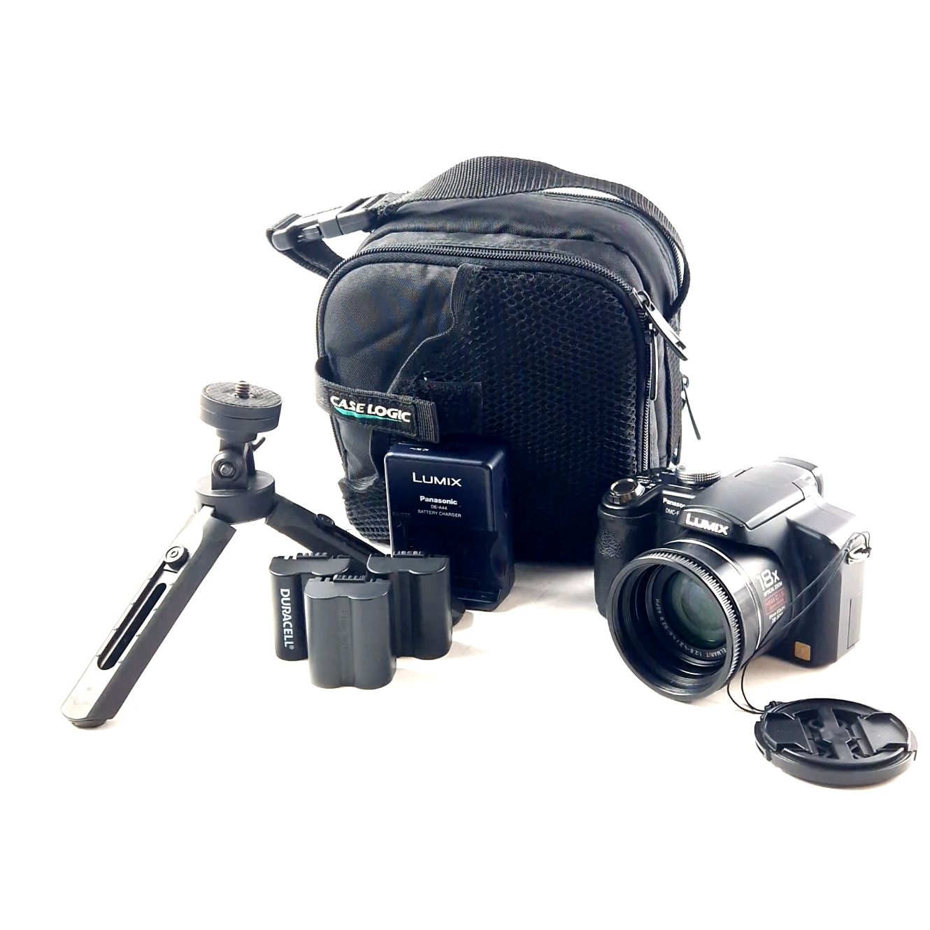 Lumix DMC-FZ18 Compactcamera Black/Zwart, Incl. 4 Accu&#39;s, Incl. Lader, Incl. Tasje | In Nette Staat