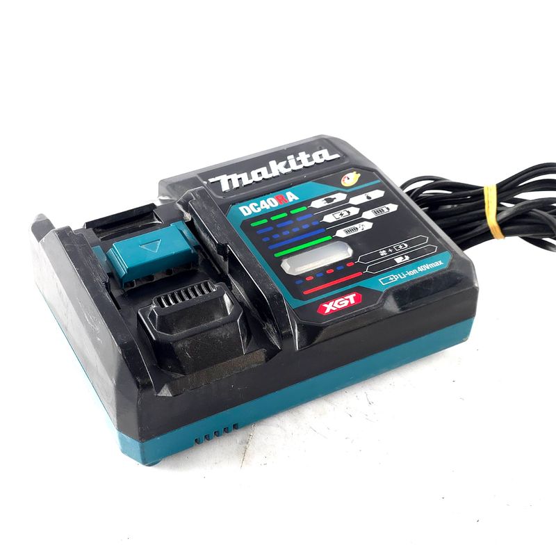 Makita DC40RA XGT 40V Accu Lader