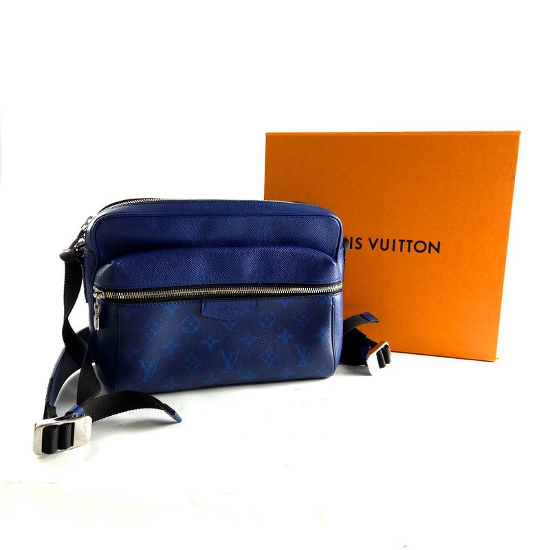 Louis Vuitton Messenger bag, Cobalt Blue | In Nette Staat