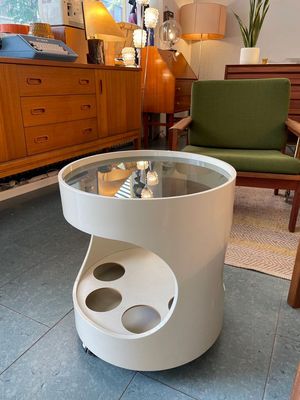 Space Age Opal Beistelltisch/Barwagen, gelabelt