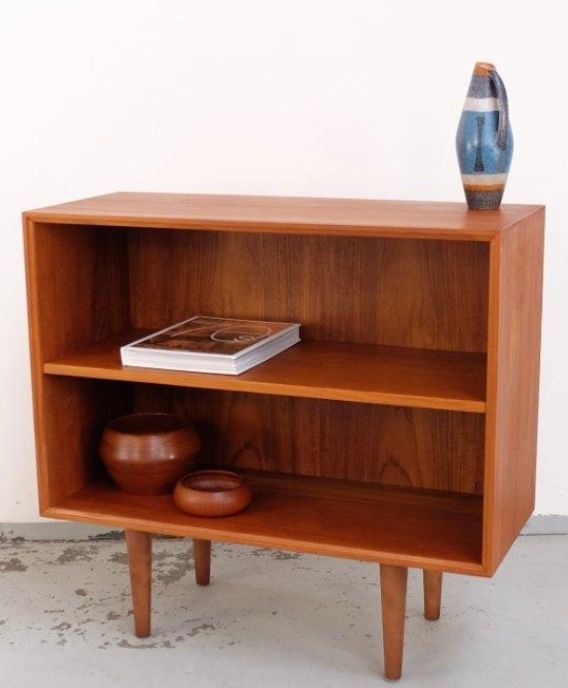Mid Century Teak Regal Made in Denmark