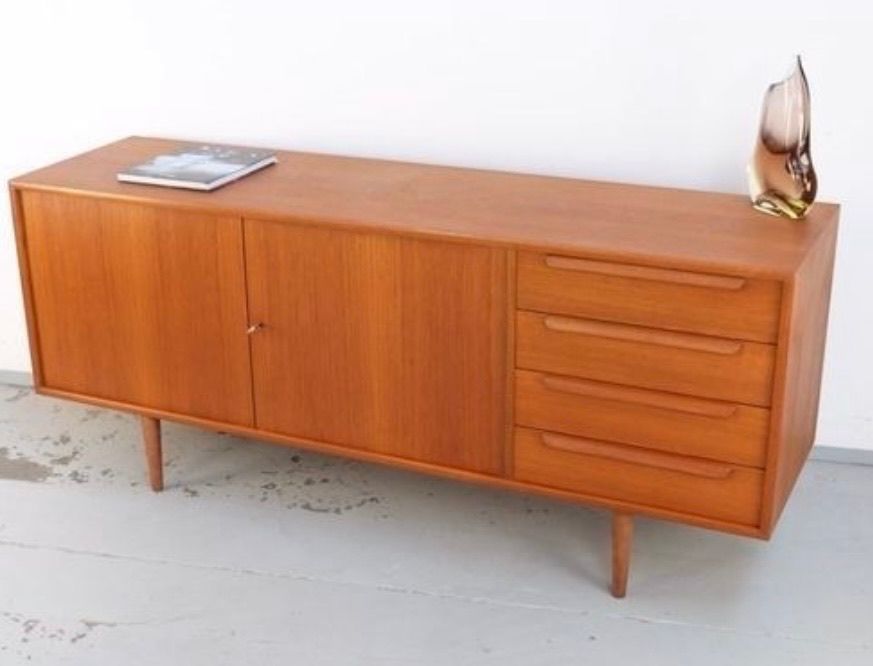 Mid Century Teak WK-Sideboard, gelabelt